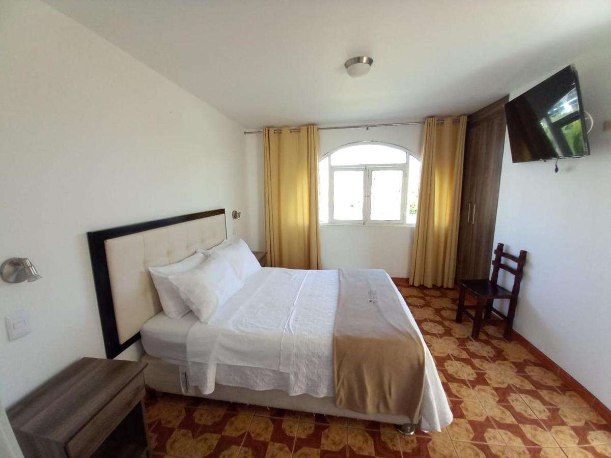 Hostal Los Frayles Paracas Exterior photo